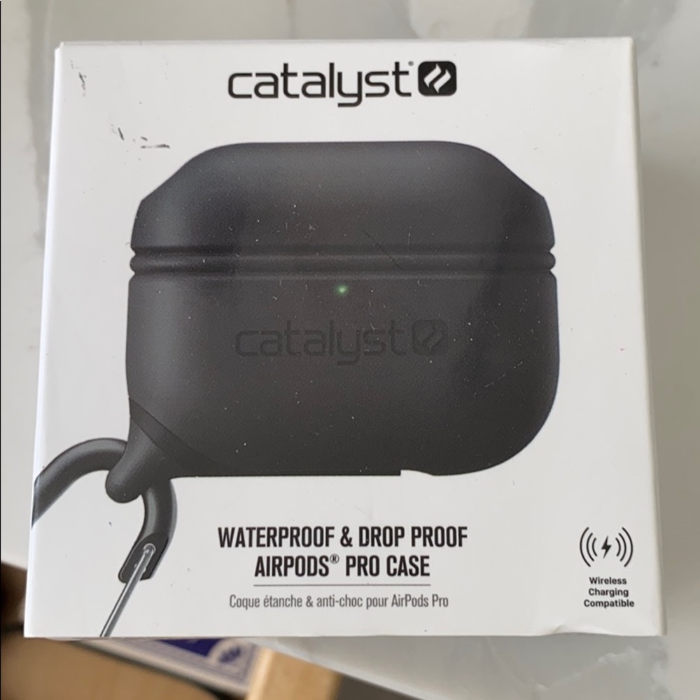 Catalyst black AirPod pro case